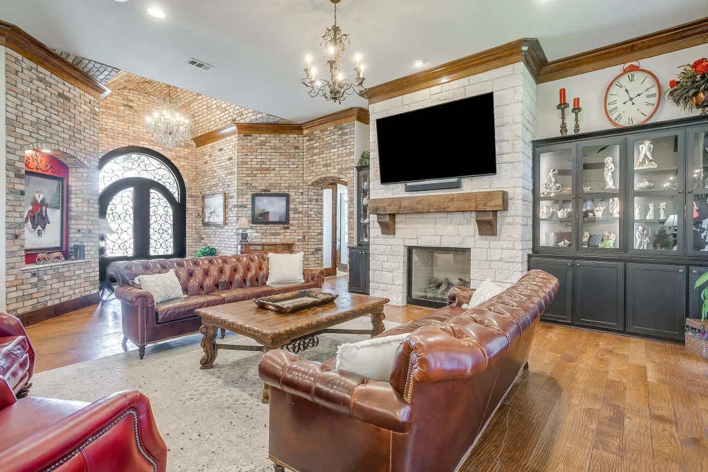 1608 Taylor Bridge Ct - Burleson, TX