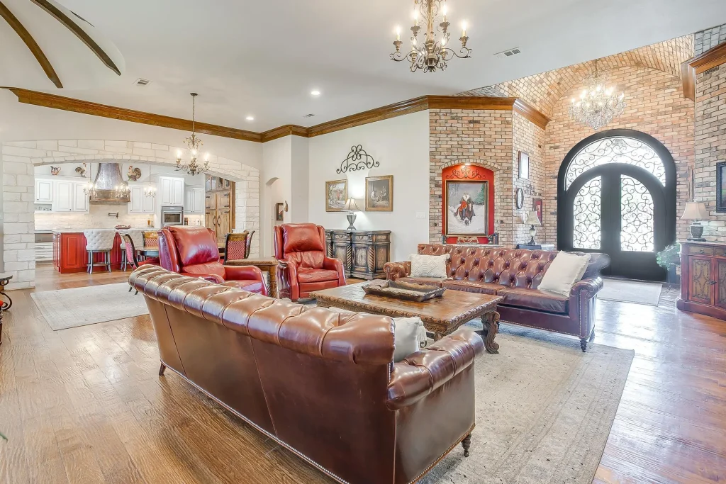 1608 Taylor Bridge Ct - Burleson, TX