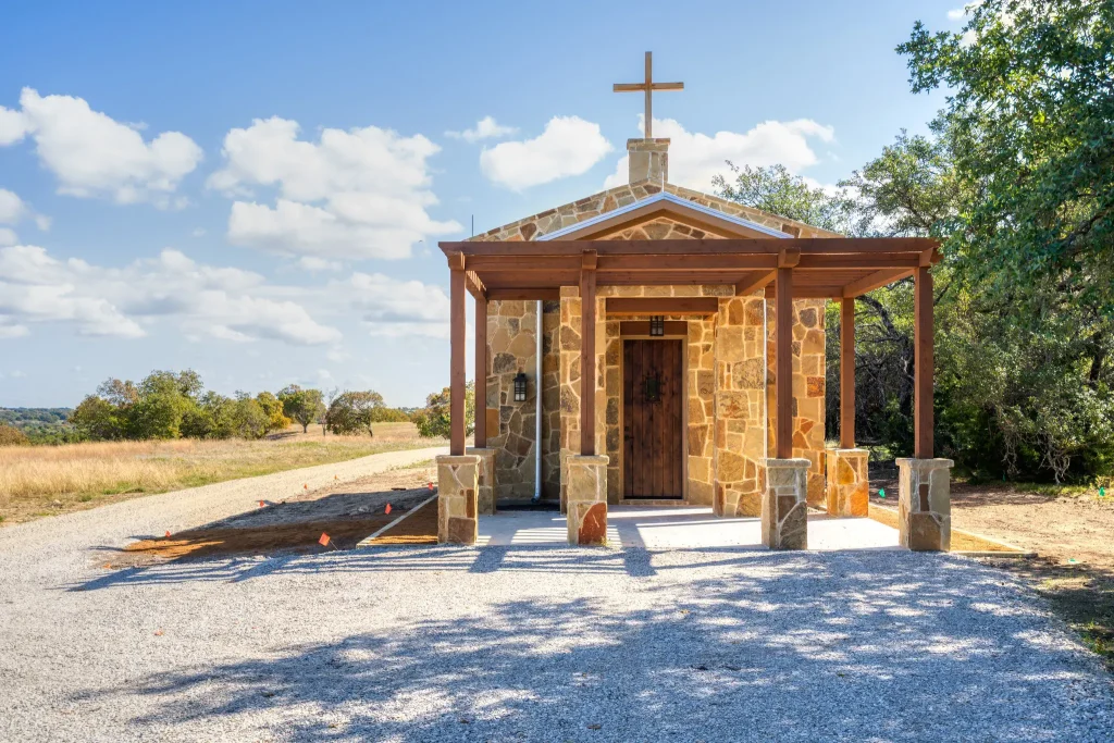 1684 N Hwy - Comanche