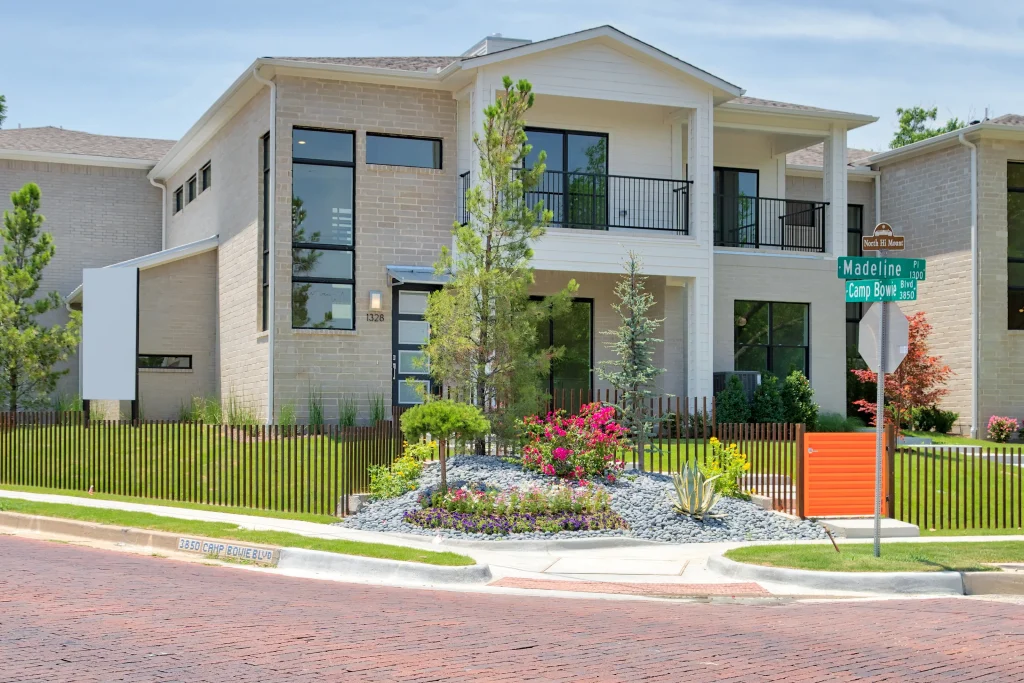 1328 Madeline Place - Fort Worth Townhomes